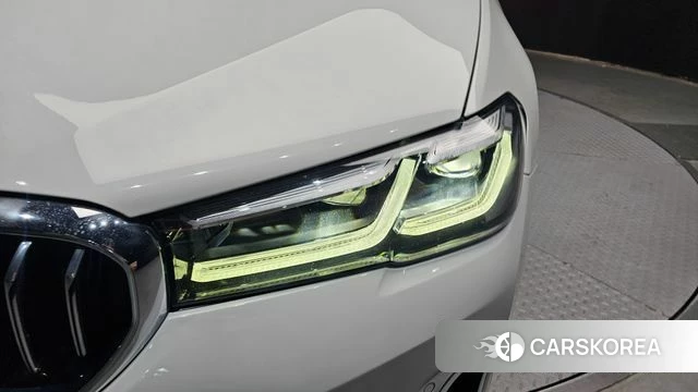 BMW 5 Series (G30) id 4361379 из Кореи 14