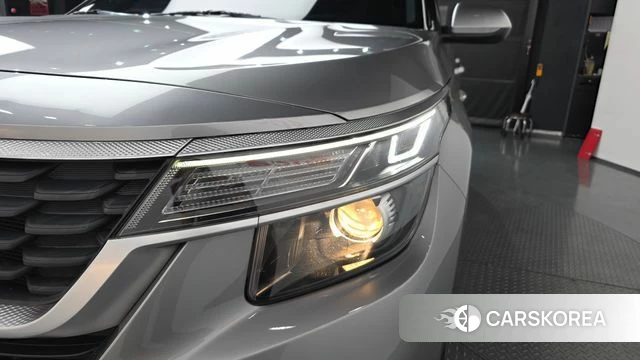 Kia Seltos id 4316715 из Кореи 14