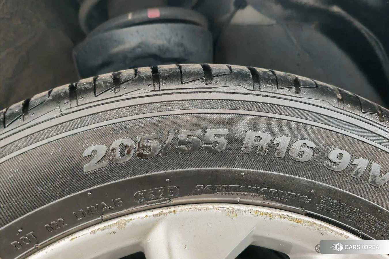 Toyota Corolla id 4467782 из Китая 14