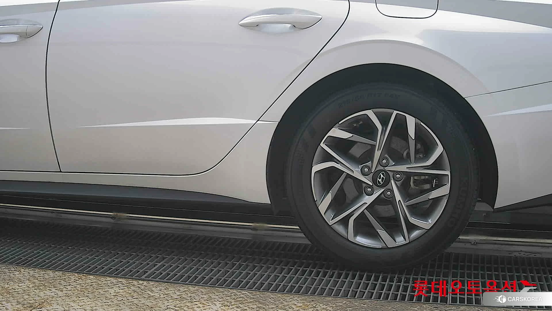 Hyundai Sonata id 3882030 из Кореи 14