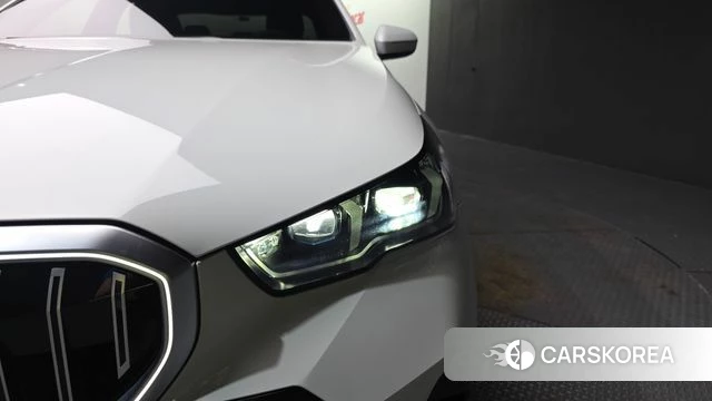BMW 5 Series (G60) id 4487807 из Кореи 14