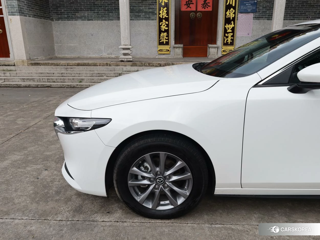 Mazda 3 id 4498893 из Китая 14