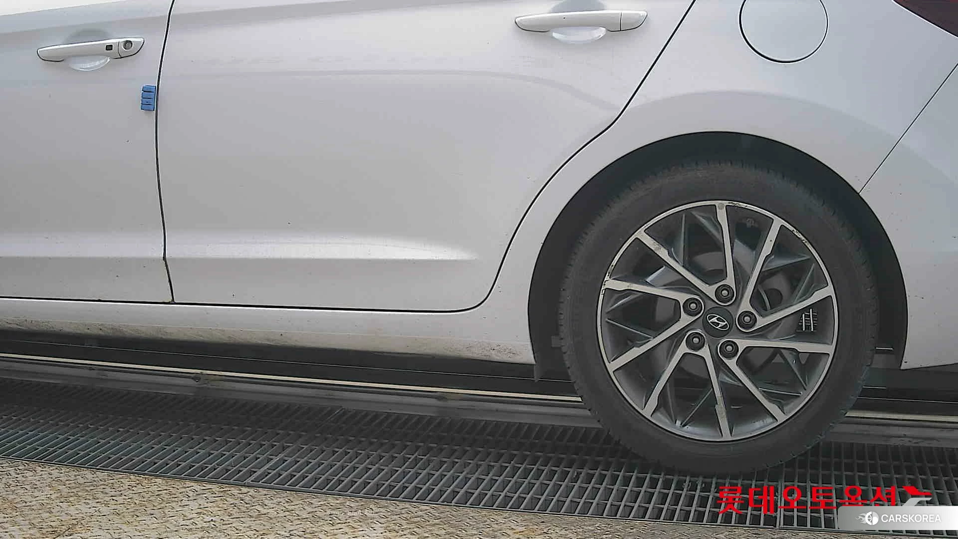 Hyundai Avante id 3882049 из Кореи 14