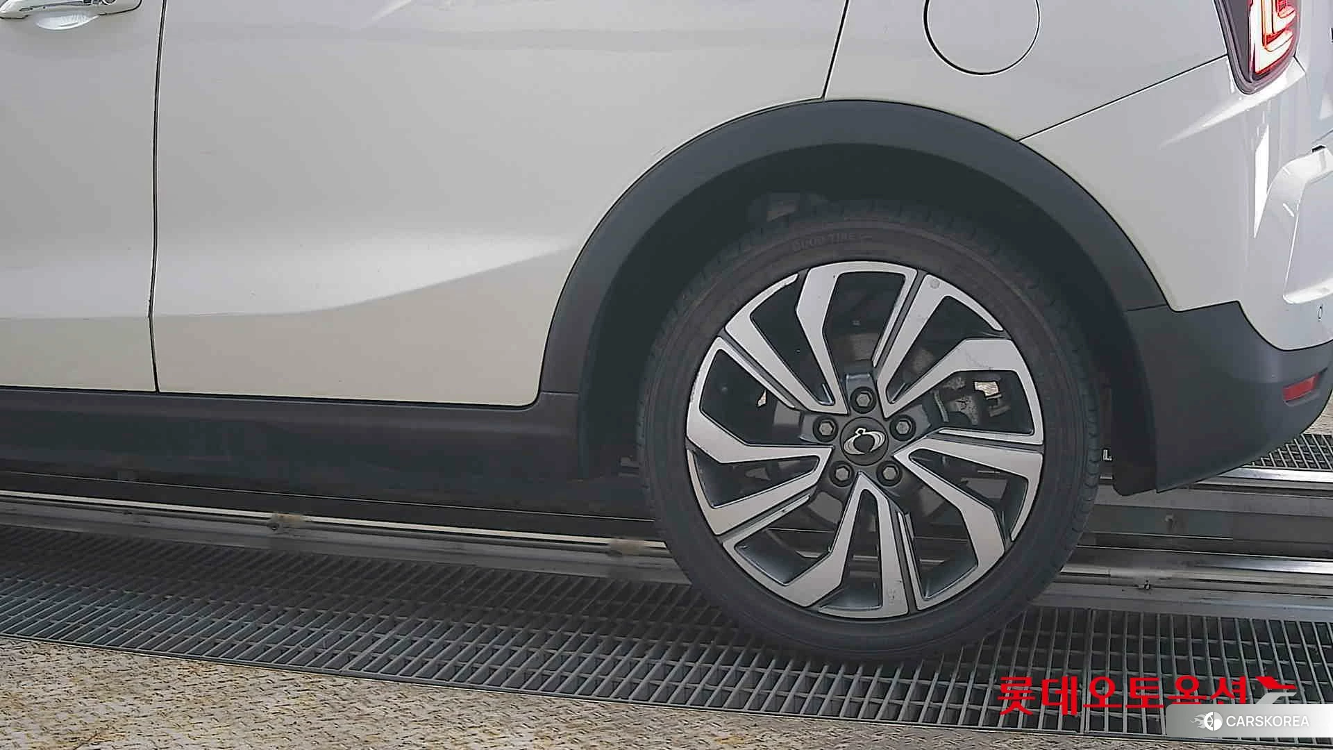 SsangYong Tivoli id 3875664 из Кореи 14