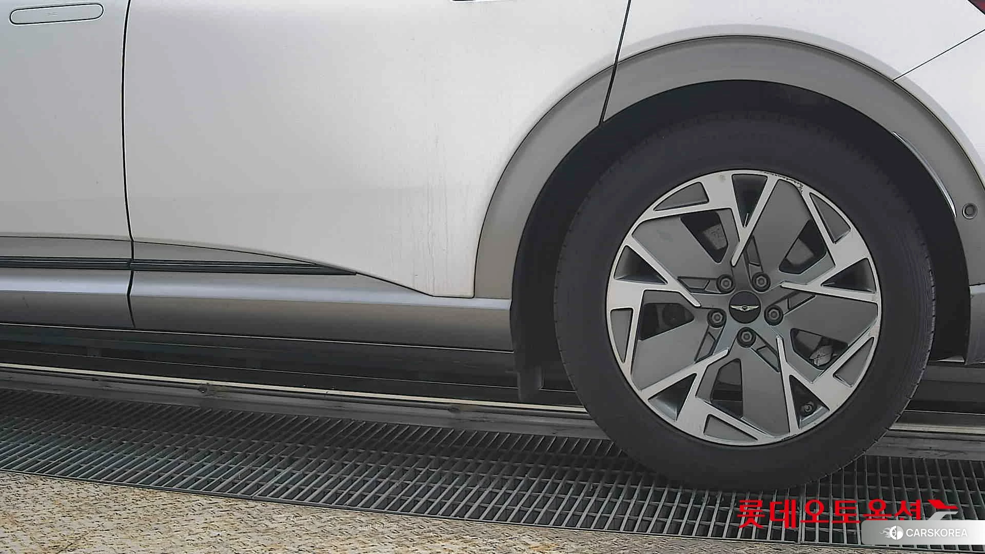 Hyundai GV60 id 3888312 из Кореи 14