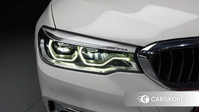 BMW 5 Series (G30) id 4937235 из Кореи 14
