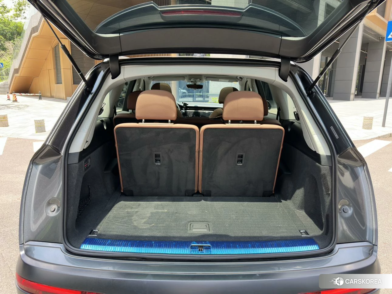 Audi Q7 id 4440953 из Китая 14