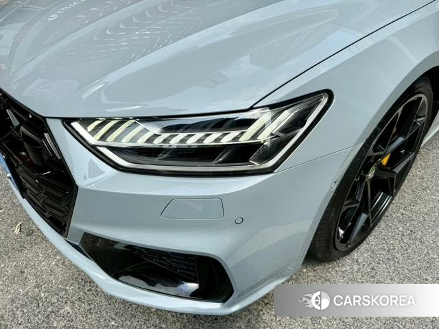 Audi A7L id 4261549 из Китая 14