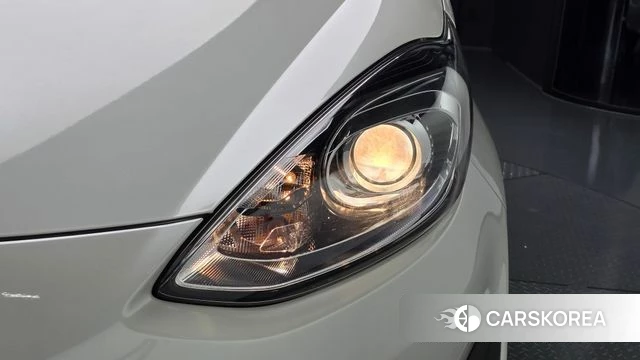 Toyota Prius C id 4482764 из Кореи 14