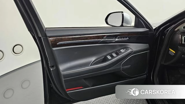 Genesis G90 id 4225221 из Кореи 14