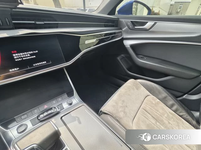 Audi A6L id 4272013 из Китая 14