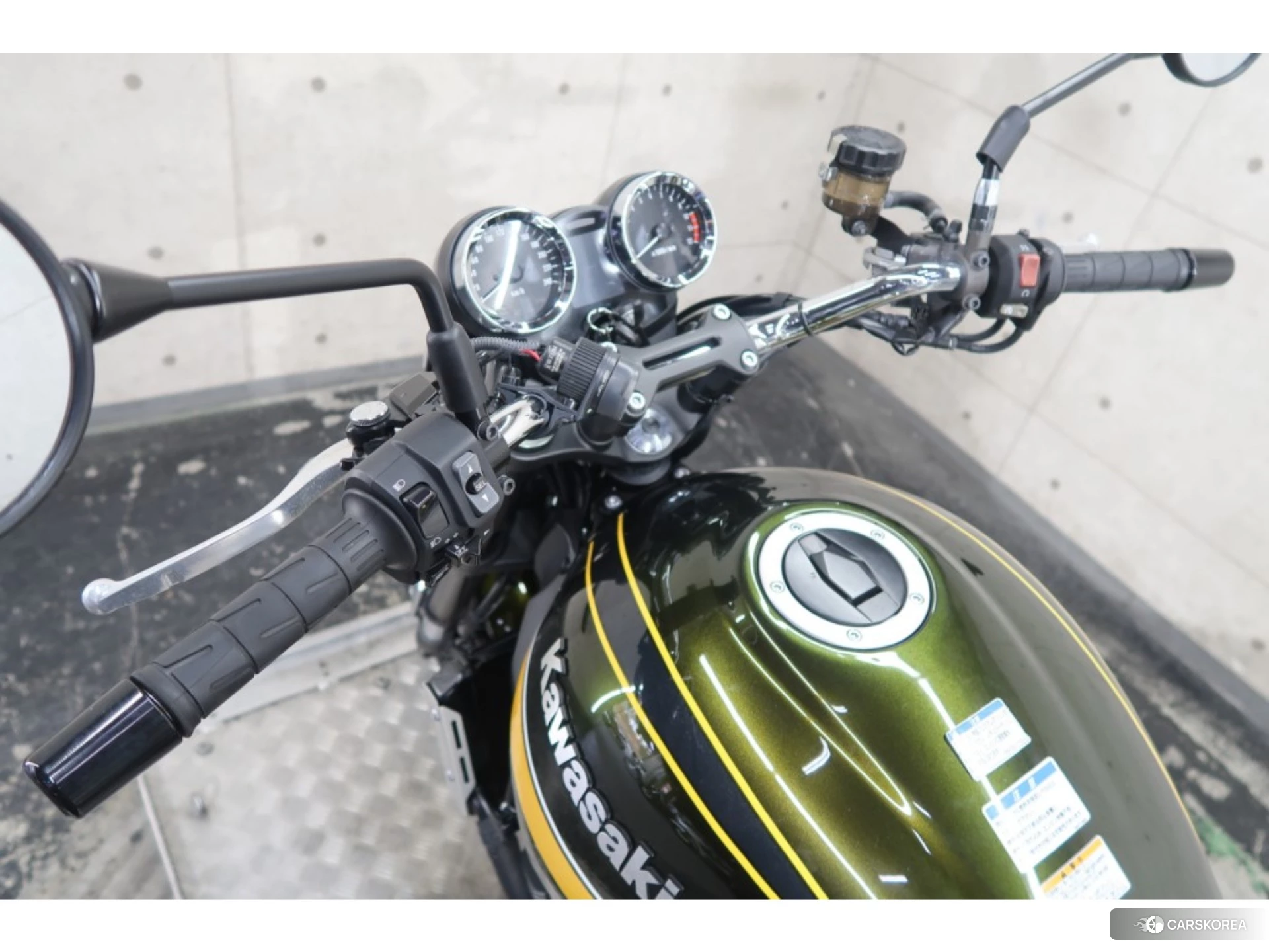 Kawasaki Z900RS id 3950307 из Японии 14
