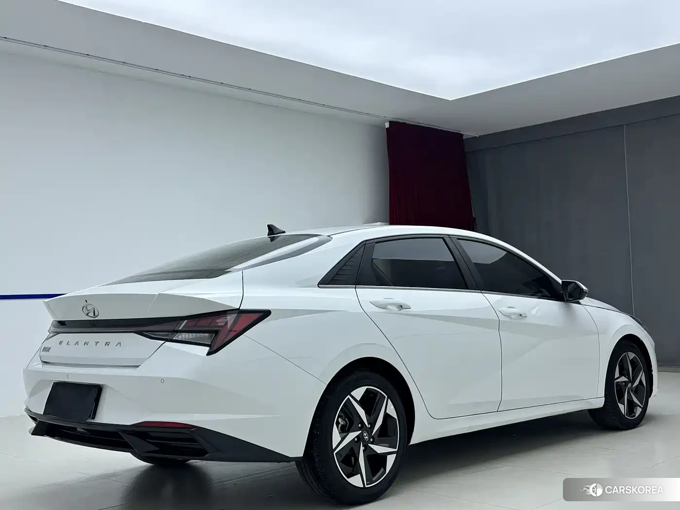 Hyundai Elantra id 4622386 из Китая 14