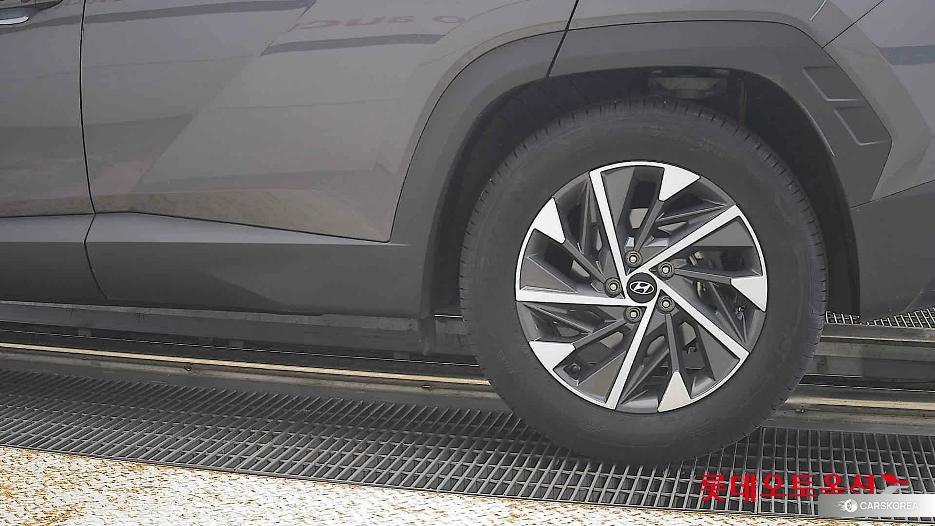 Hyundai Tucson id 4679276 из Кореи 14
