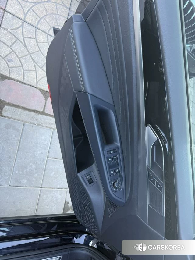 Volkswagen Passat id 4257760 из Китая 14