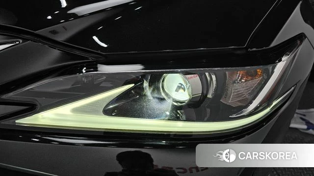 Lexus ES300h 7th generation id 4188423 из Кореи 14