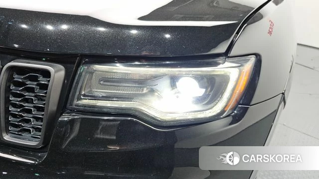 Jeep Grand Cherokee id 4887303 из Кореи 14
