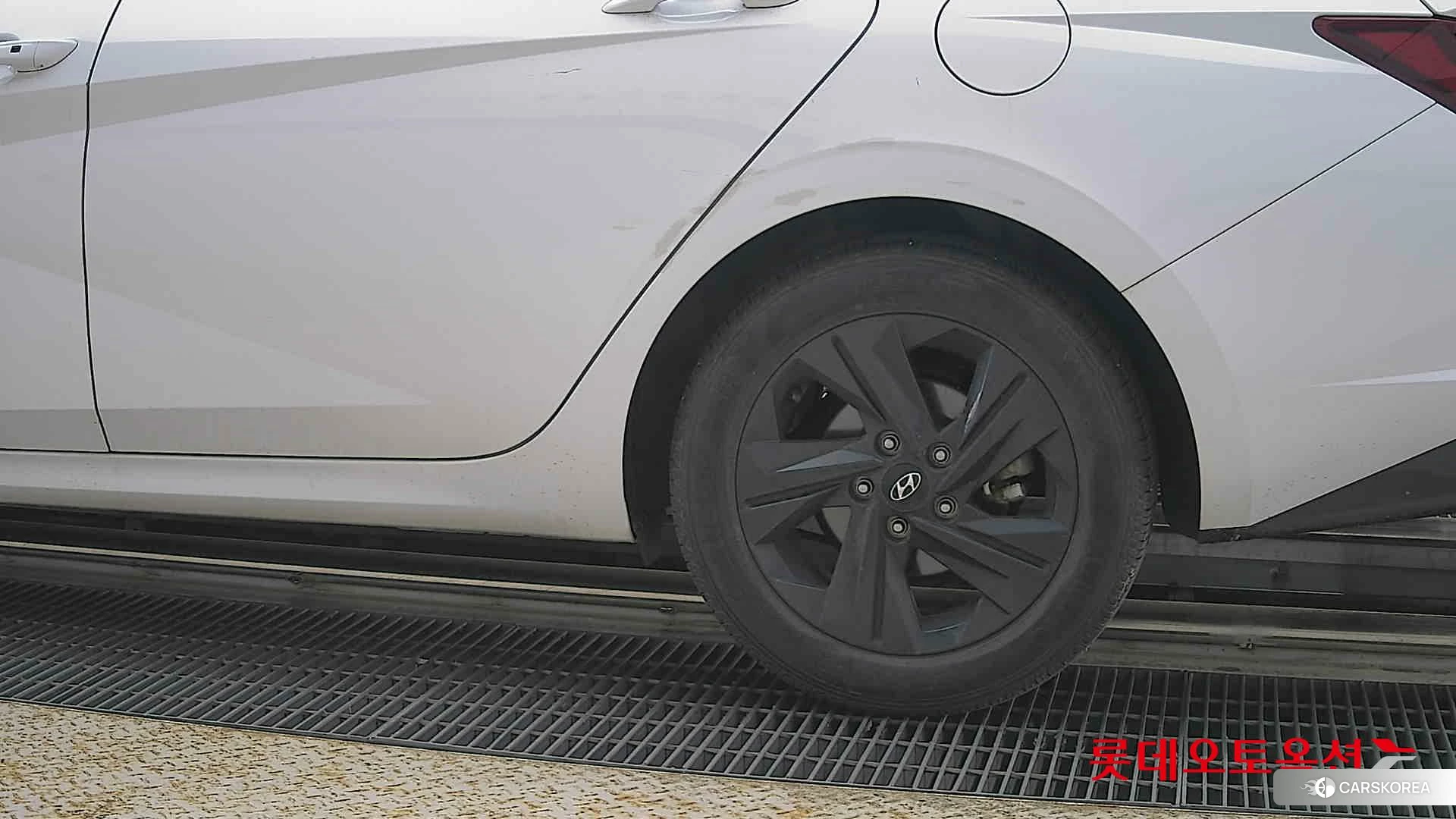 Hyundai Avante id 4289483 из Кореи 14