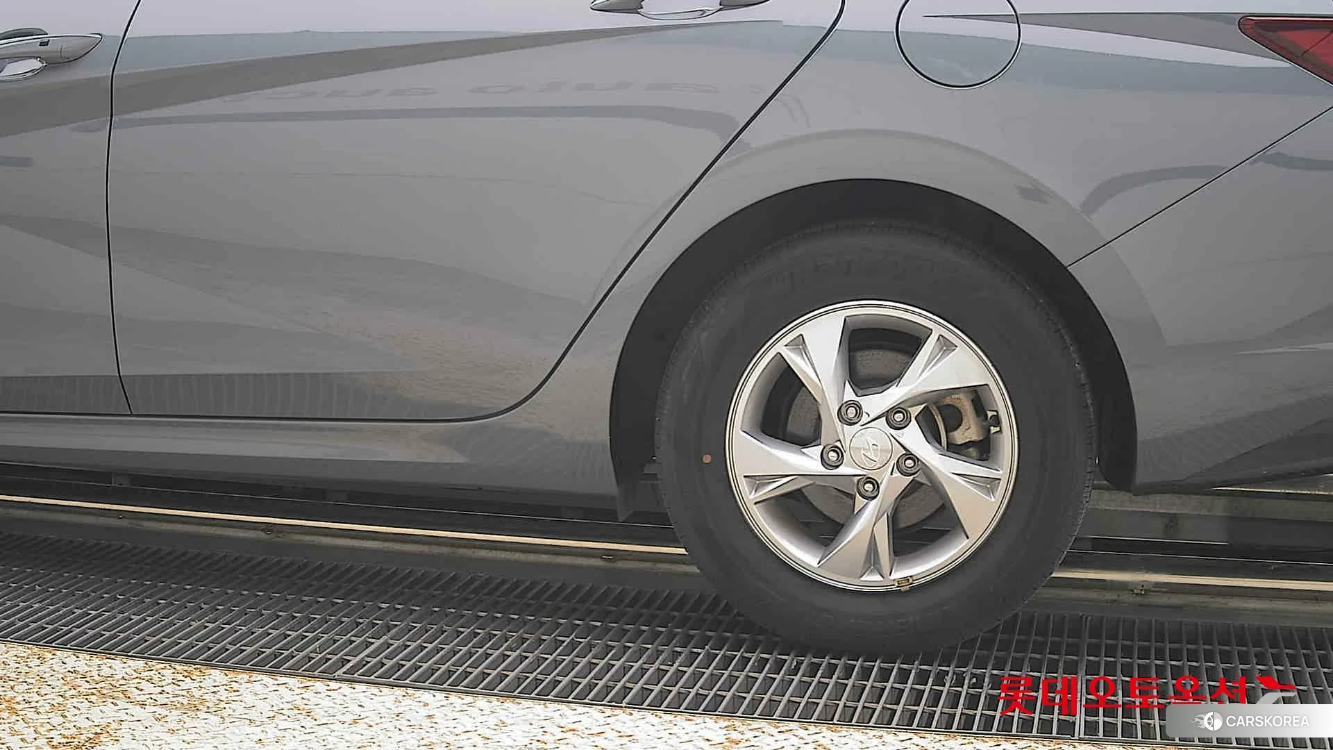 Hyundai Avante id 4902395 из Кореи 14
