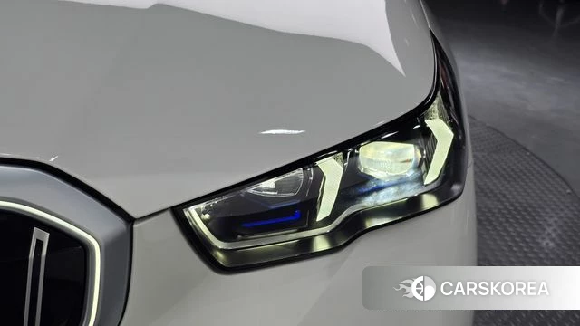 BMW 5 Series (G60) id 4591102 из Кореи 14