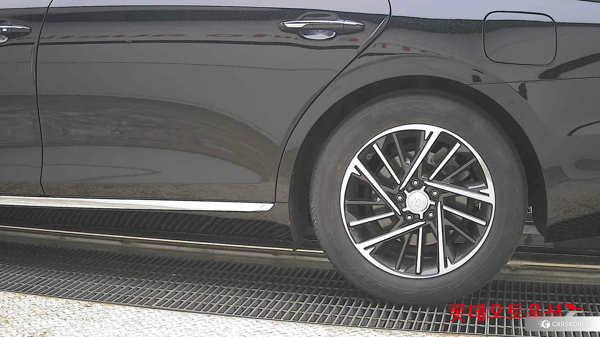 Hyundai Grandeur id 4347312 из Кореи 14