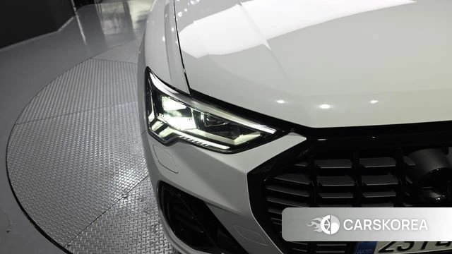 Audi Q3 (F3) id 4354076 из Кореи 14