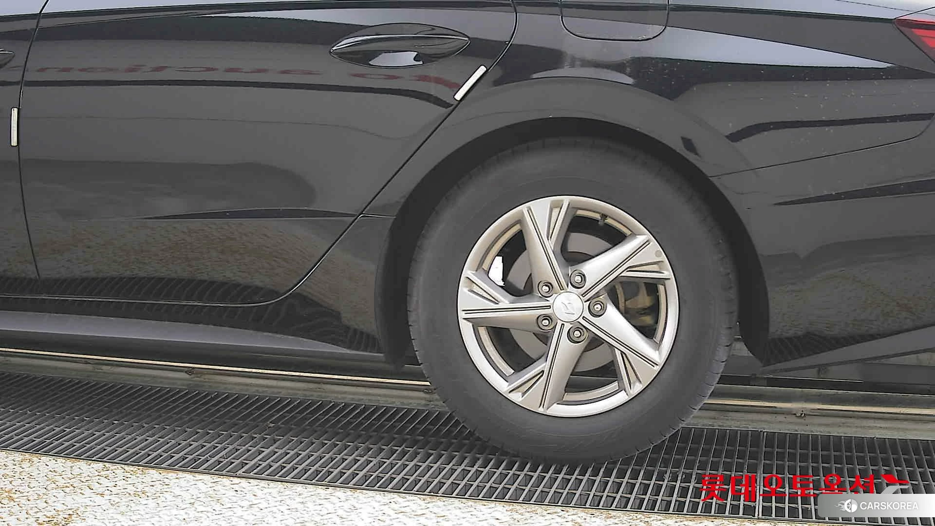 Hyundai Sonata id 4289323 из Кореи 14