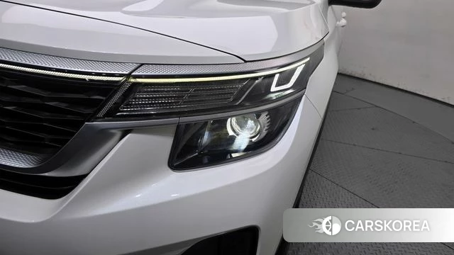Kia Seltos id 4250792 из Кореи 14