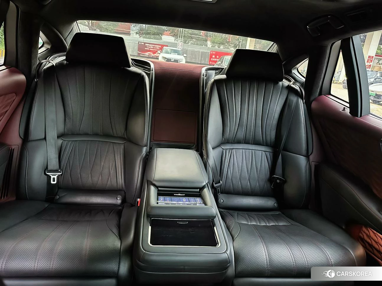 Lexus LS id 4486526 из Китая 14