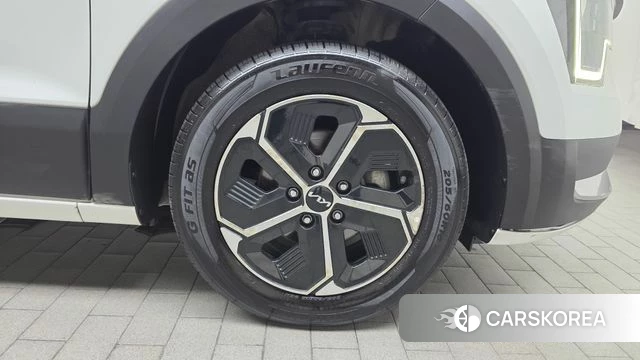 Kia Di Ol Nu Niro id 4707165 из Кореи 14