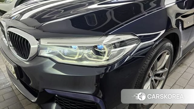 BMW 5 Series (G30) id 4747001 из Кореи 14