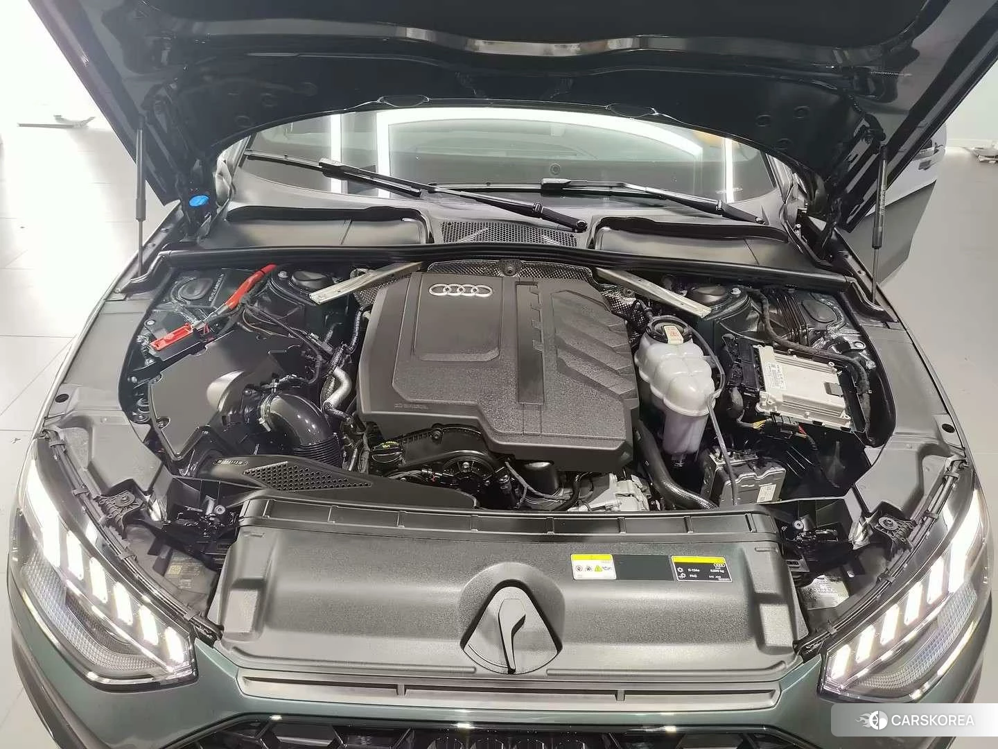 Audi A4L id 4455702 из Китая 14