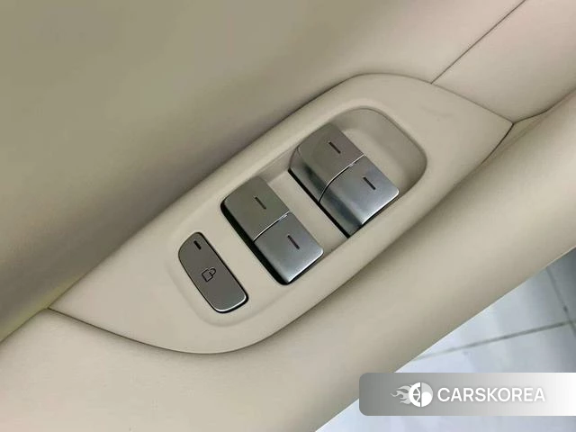 Xiaomi Car Xiaomi YU7 id 4207095 из Китая 14