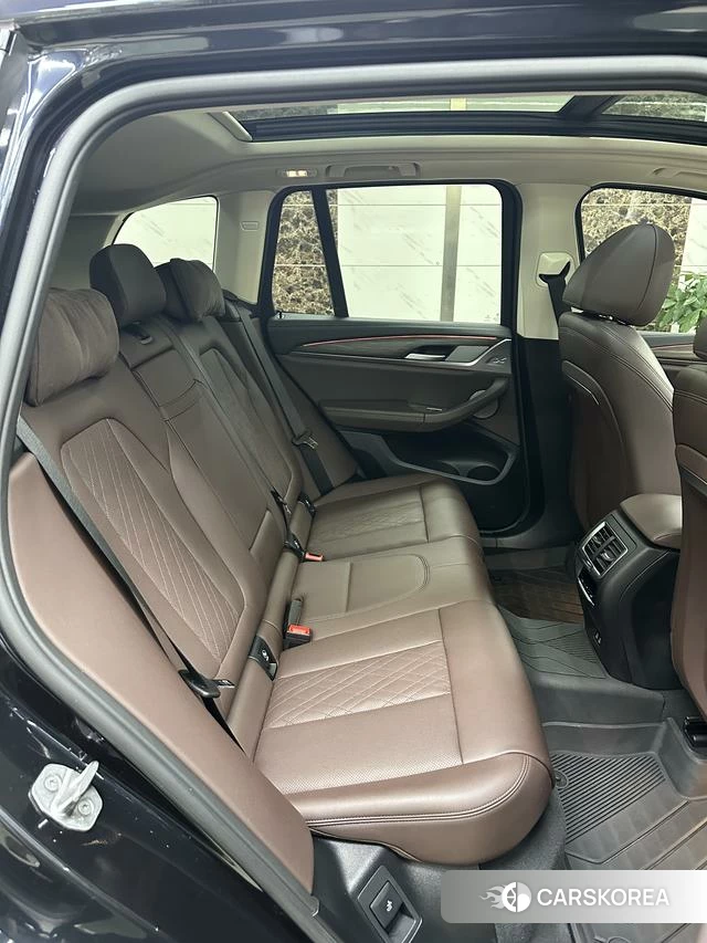 BMW X3 id 4307378 из Китая 14