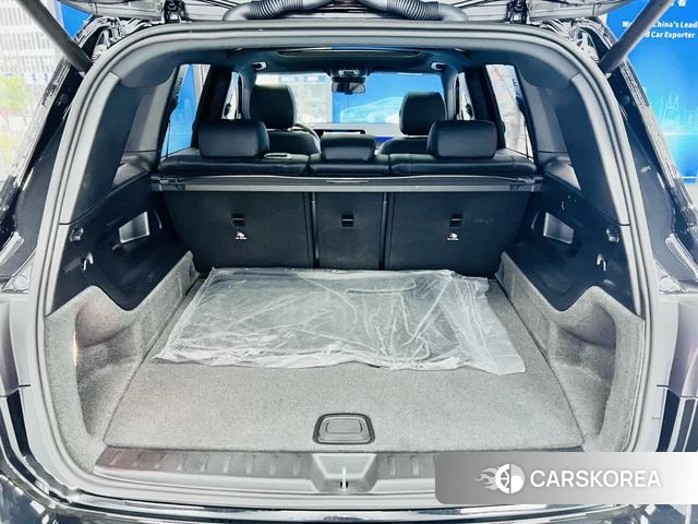 Mercedes-Benz GLB id 4259240 из Китая 14