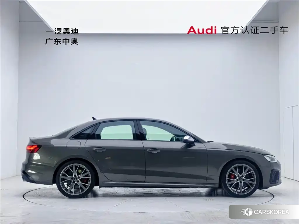 Audi S4 id 4570350 из Китая 14