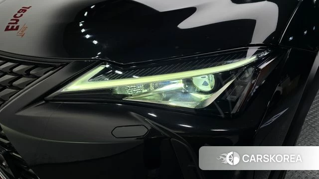 Lexus UX250h id 4196790 из Кореи 14