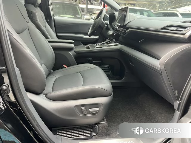 Toyota Saina id 4261180 из Китая 14