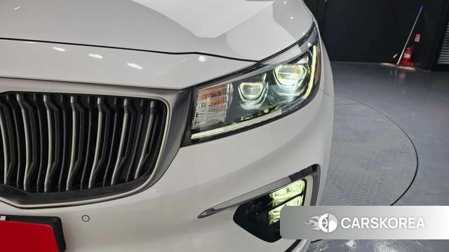 Kia The New Carnival id 4465416 из Кореи 14