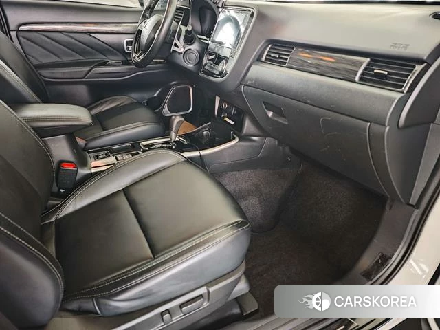 Mitsubishi  Outlander id 4214991 из Китая 14