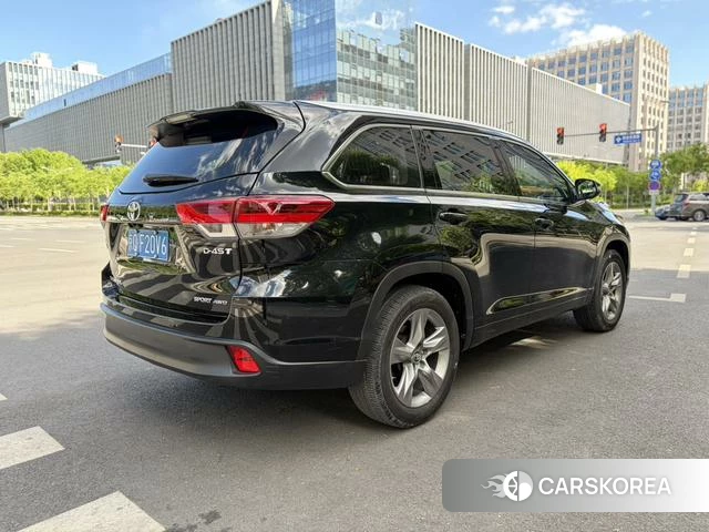 Toyota Highlander id 4253464 из Китая 14
