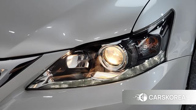 Lexus CT200h id 4615559 из Кореи 14