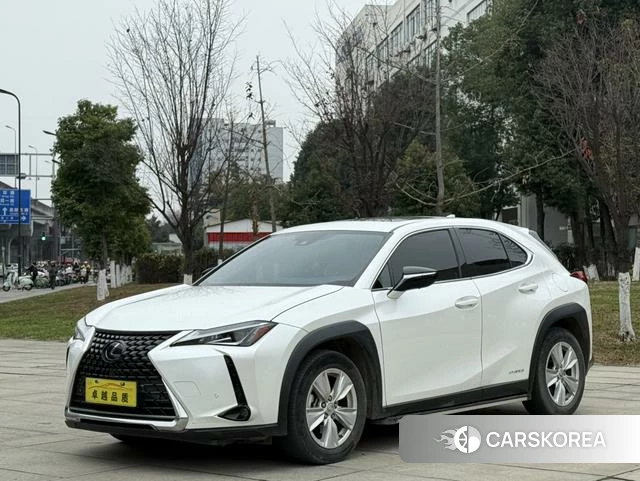 Lexus UX id 3857868 из Китая 14