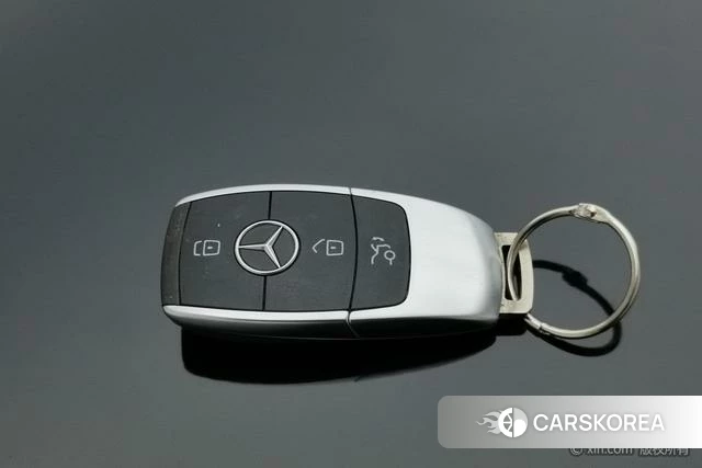 Mercedes-Benz Class C id 4307034 из Китая 14