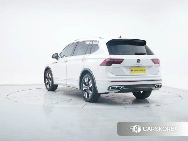 Volkswagen Tiguan L id 4272668 из Китая 14
