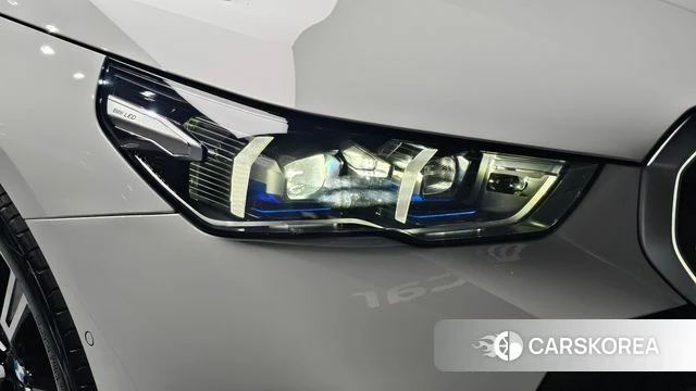 BMW 5 Series (G60) id 4571119 из Кореи 14