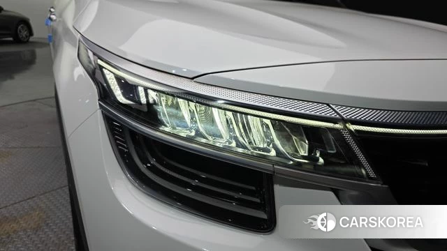 Kia Seltos id 4202031 из Кореи 14