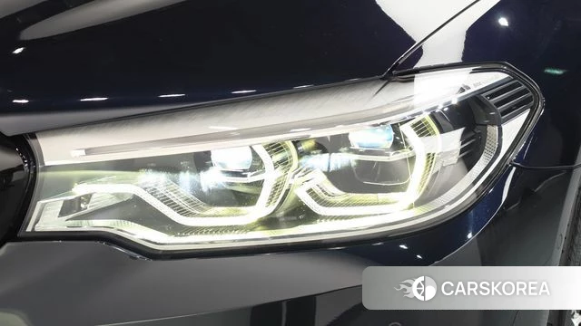 BMW 5 Series (G30) id 4849978 из Кореи 14
