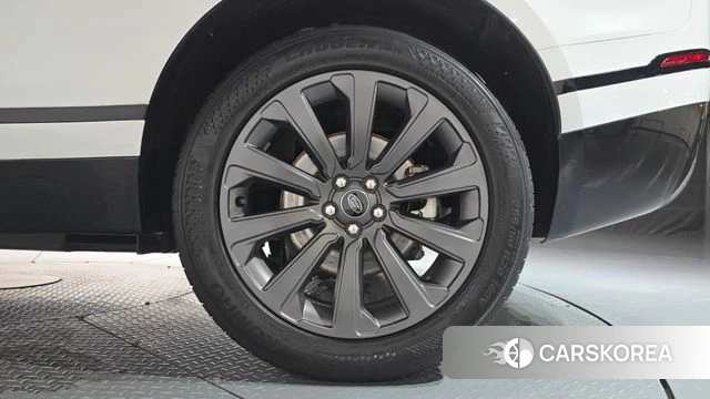 Land Rover Range Rover Velar id 4592230 из Кореи 14
