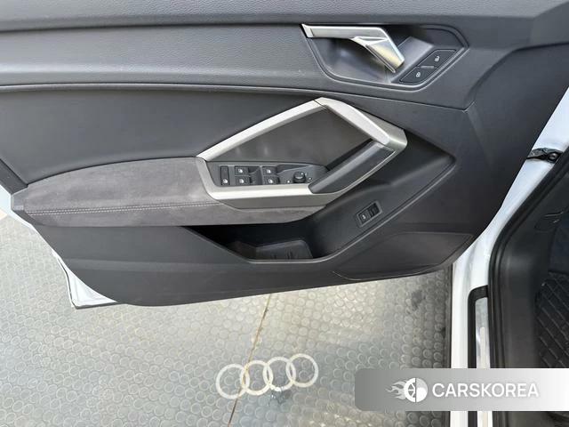 Audi Q3 id 4279228 из Китая 14